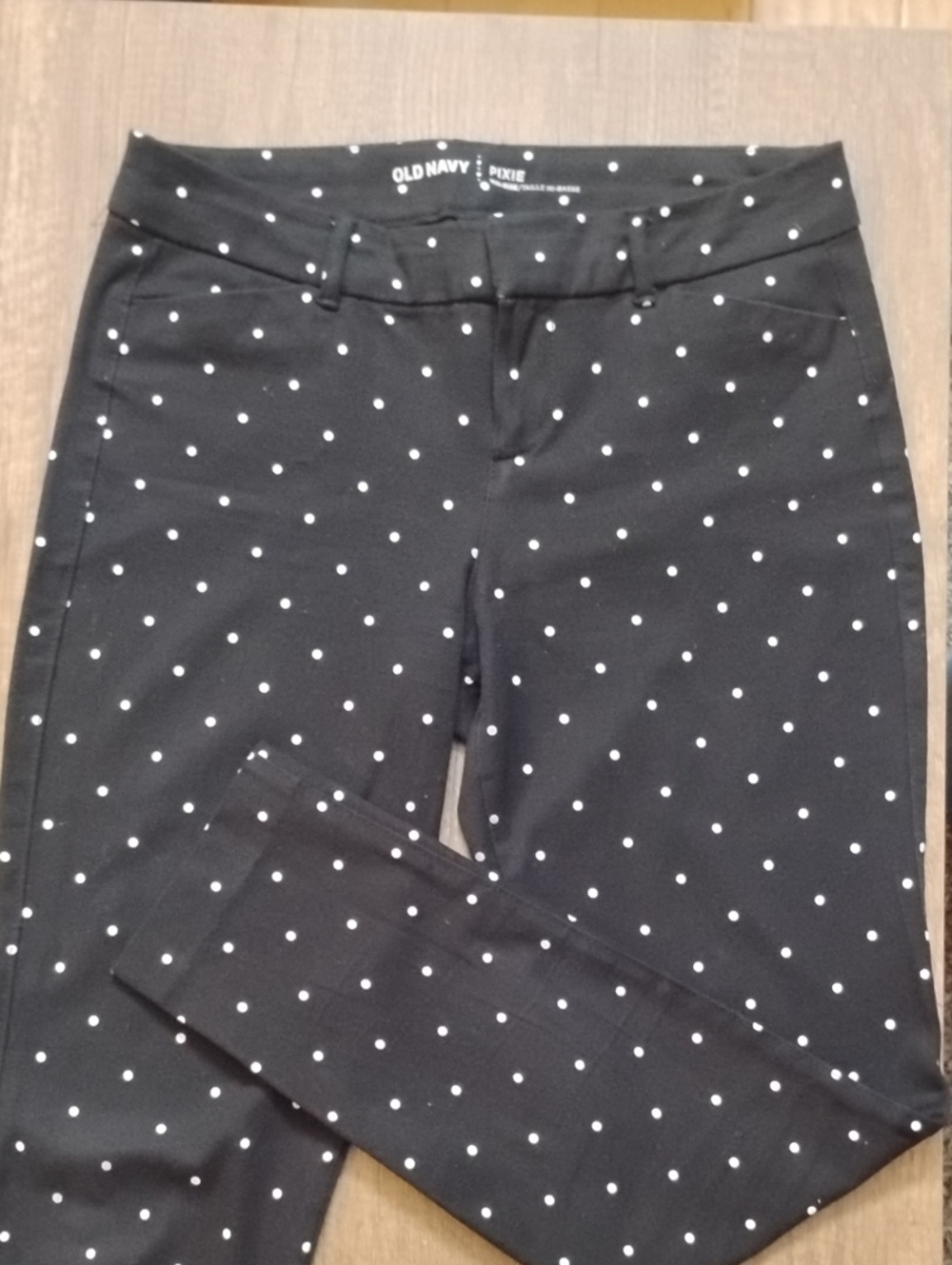 Old Navy Pixie Mid-Rise Ankle Pants - Black with White Polka Dots